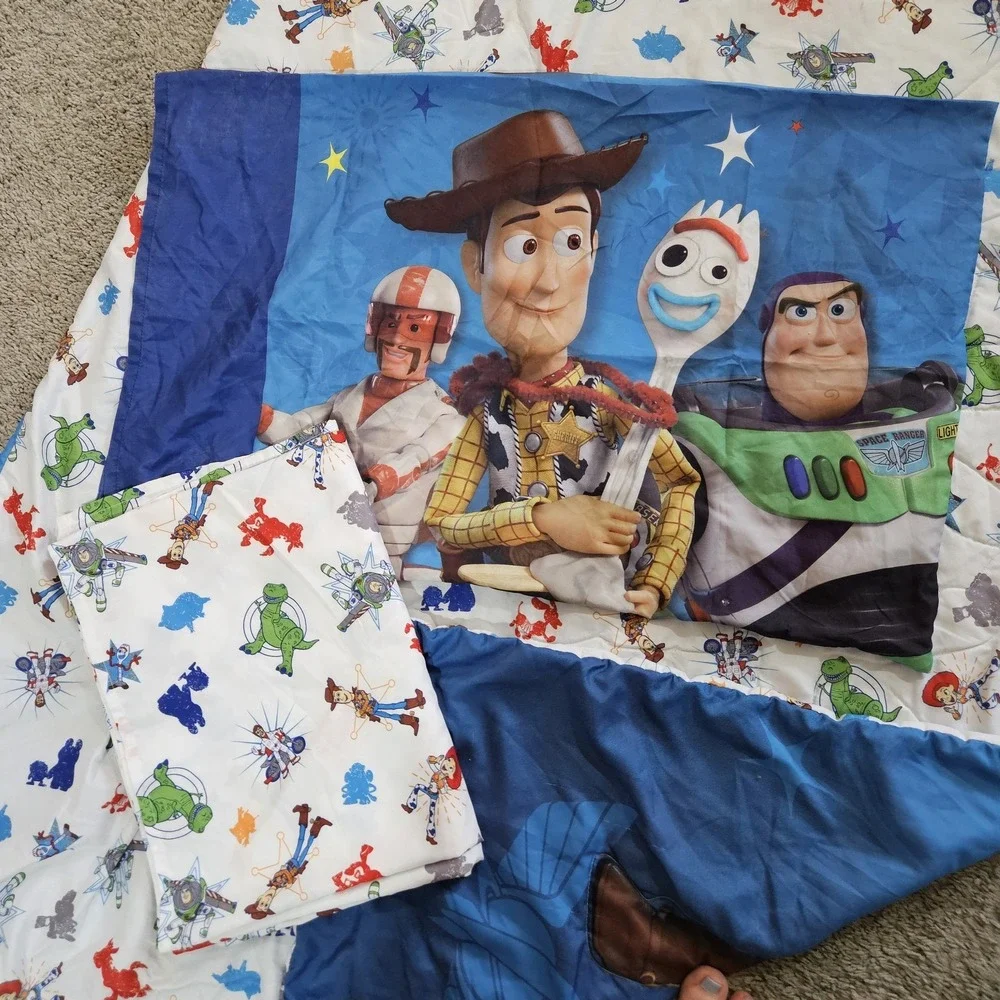 Disney Pixar Toy Story 4 Toddler Bedding Set – Comforter, Flat Sheet &...